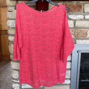 NWT Cold shoulder top